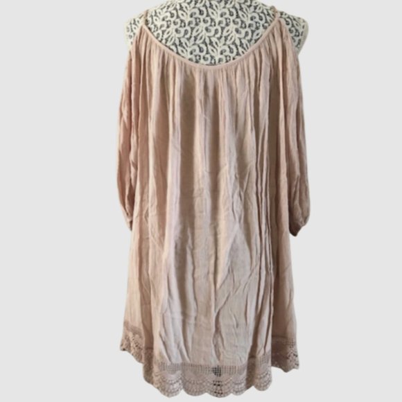 Forever 21 Cold Shoulder Tunic Dress with Lace Details Pink - Size Medium - Picture 5 of 5